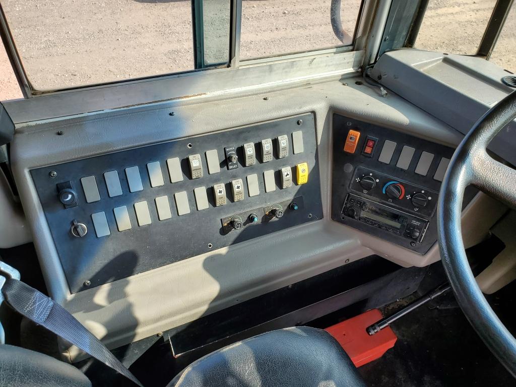 2005 Thomas Built 47 Passenger School Bus