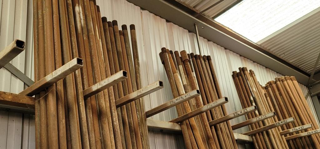 (127) Approximately Well Shaft In Wall Rack
