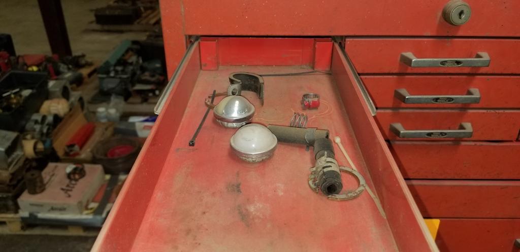 Mac Tool Cabinet W/contents Assorted Tools