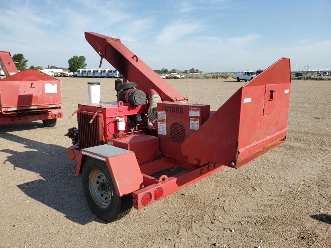 Bandit 1690 Drum Wood Chipper on Trailer