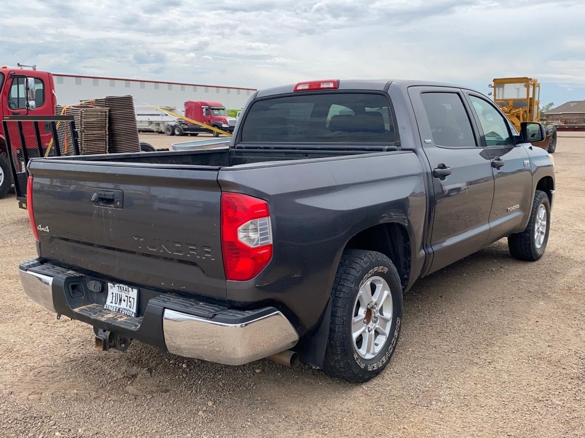 2014 Toyota Tundra SR5 Crew Max 4D SR5 FFV