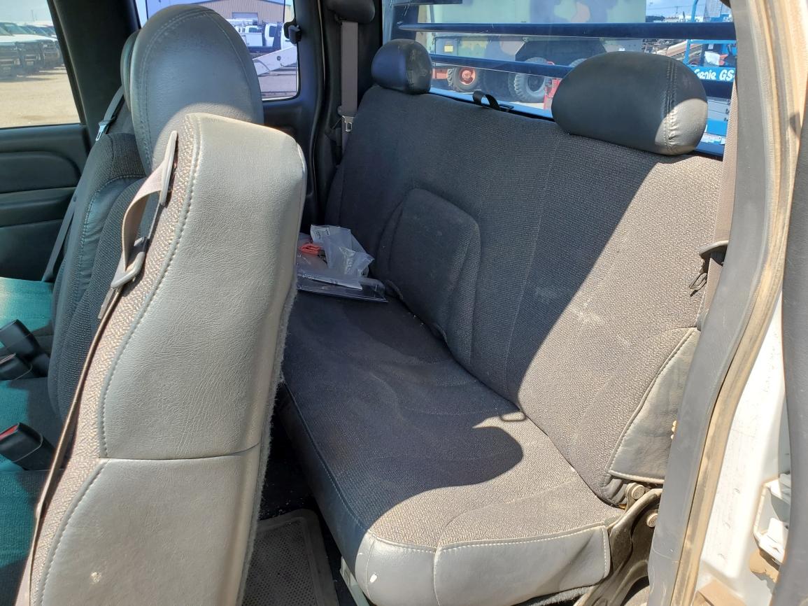 2001 Chevrolet Silverado 1500 Base  Extended Cab 4D Base Flatbed