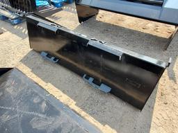 72" QT Bucket w/Blade
