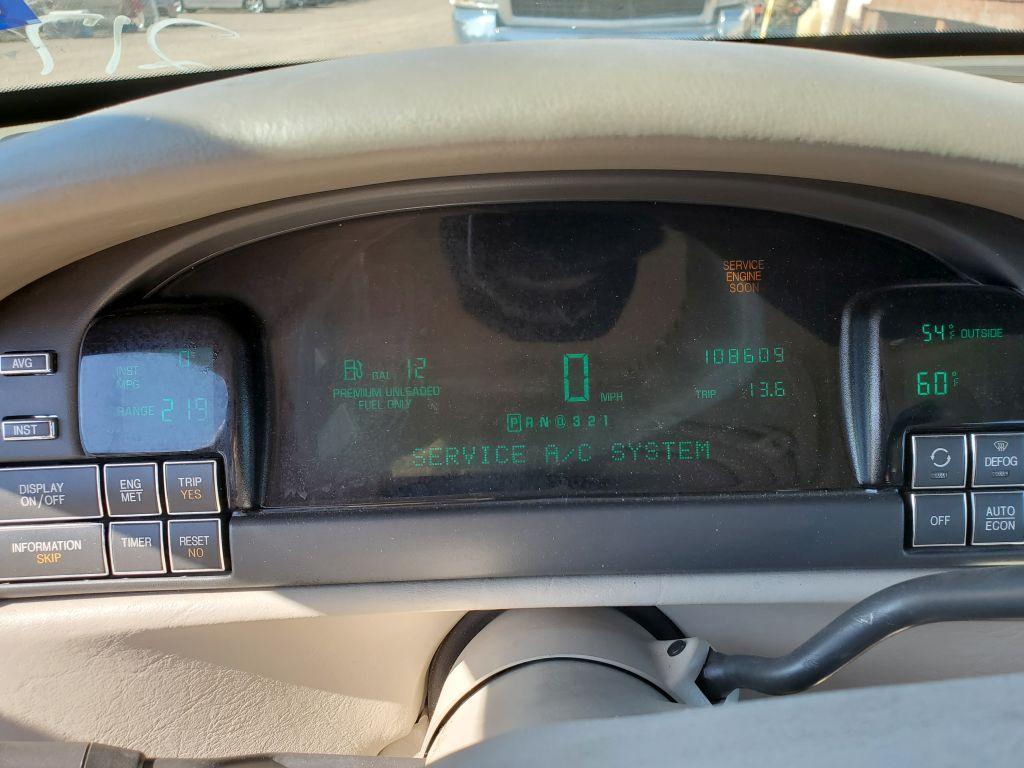 1999 Cadillac DeVille DElegance Sedan 4D