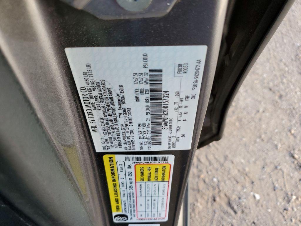 2013 Ford Fusion SE Sedan 4D