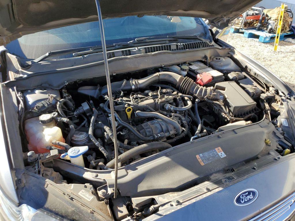 2013 Ford Fusion SE Sedan 4D