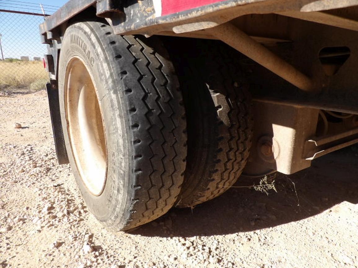 1995 Trail King T/A Step Deck Trailer