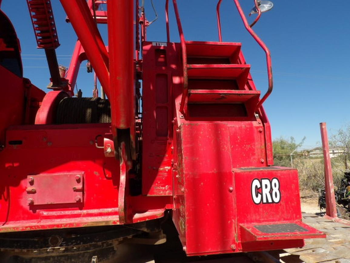 2008 Manitowoc 10000 Crawler Crane