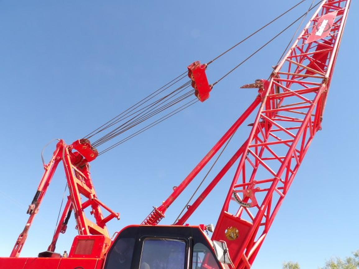 2008 Manitowoc 10000 Crawler Crane