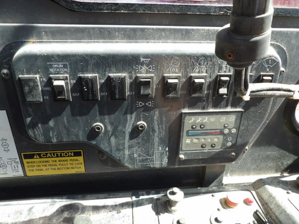 2008 Manitowoc 10000 Crawler Crane