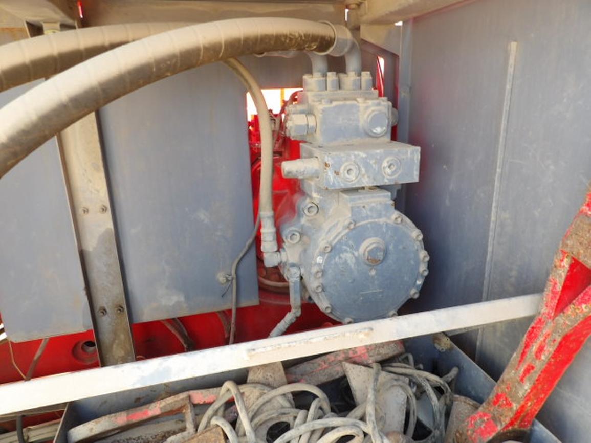 2008 Manitowoc 10000 Crawler Crane