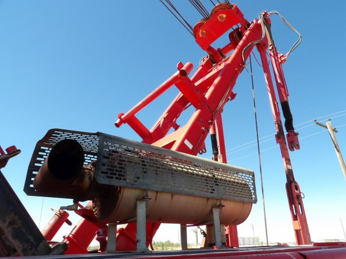 2008 Manitowoc 10000 Crawler Crane