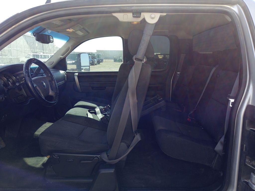 2011 Chevrolet Silverado 2500 LT Extended Cab 4D