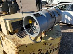 Caterpillar V80 D Forklift