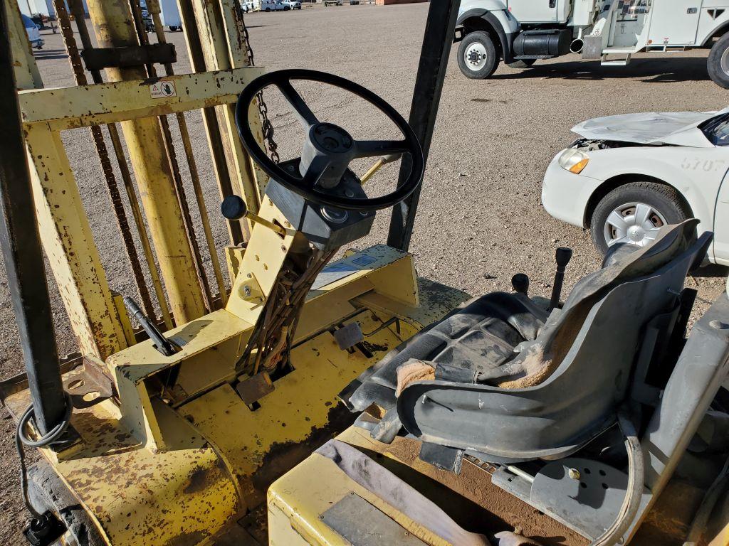 Caterpillar V80 D Forklift