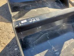66" QT Bucket w/Teeth