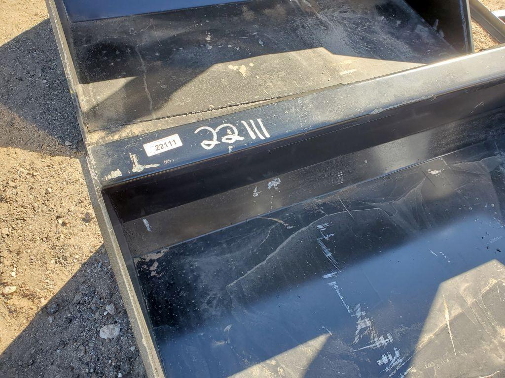66" QT Bucket w/Teeth