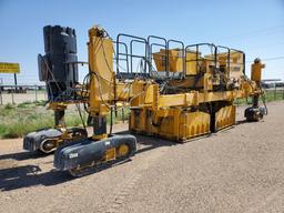 1999 Gomaco GT6300 Concrete Trimmer/Slipform Paver