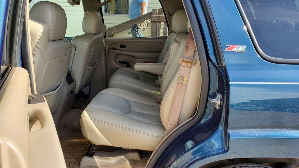 2005 Chevrolet Tahoe LS SUV 4D