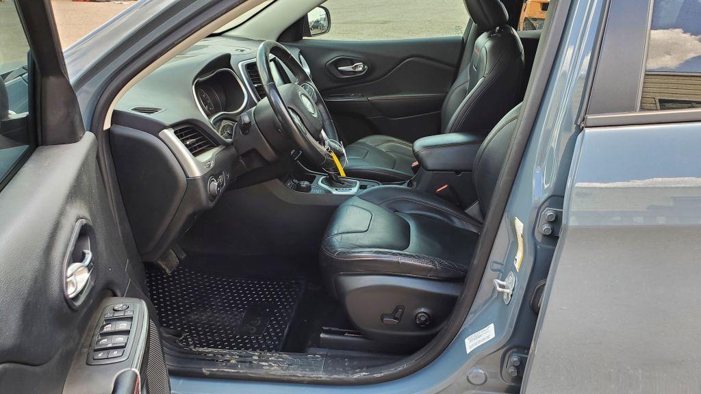 2014 Jeep Cherokee Trailhawk SUV 4D