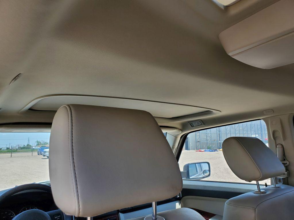 2006 Jeep Commander Limited SUV 4D