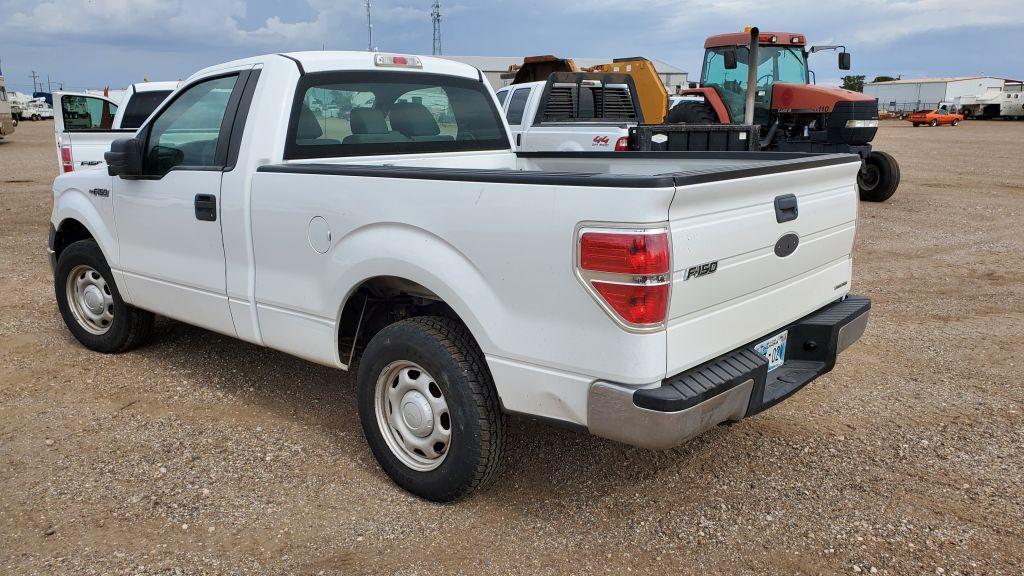 2011 Ford F150 STX Regular Cab 2D