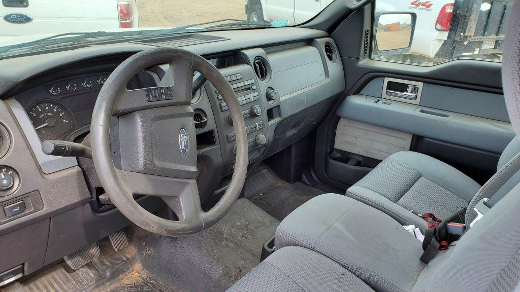 2011 Ford F150 STX Regular Cab 2D