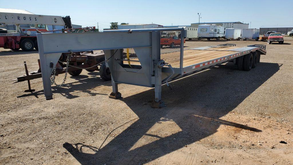1984 BOUY Flatbed Trailer