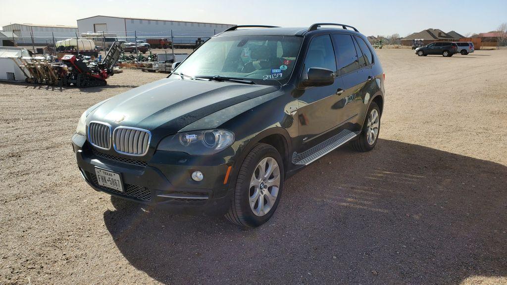 2008 BMW X5  SAV 4D