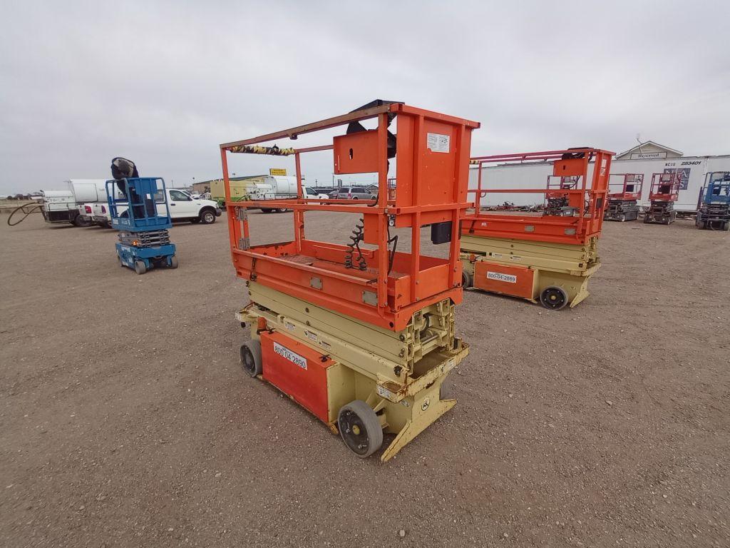 2015 JLG Scissor Lift