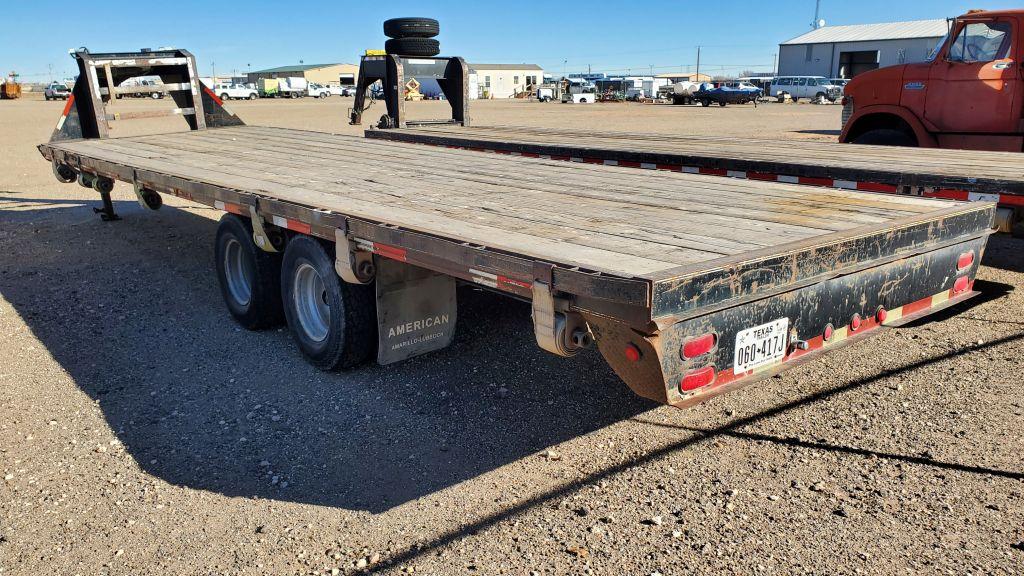 2001 L&L Flatbed Trailer