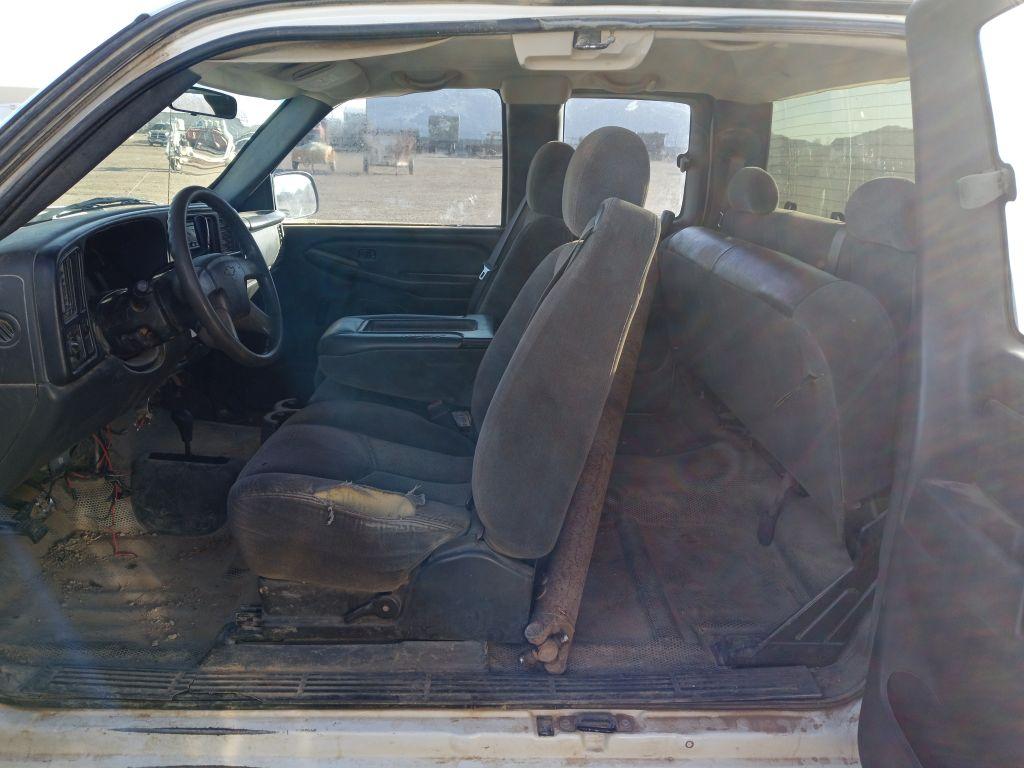 2007 Chevrolet Silverado Classic 2500 LS Extended Cab 4D LS