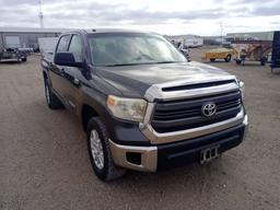 2014 Toyota Tundra SR5 Crew Cab / Crew Max 4D SR5 FFV
