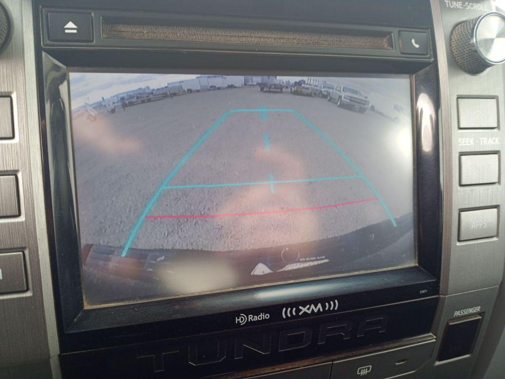 2014 Toyota Tundra SR5 Crew Cab / Crew Max 4D SR5 FFV