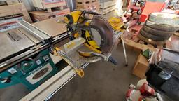 DeWalt DWS716 12" Compound Miter Chop Saw w/Stand