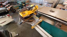 DeWalt DWS716 12" Compound Miter Chop Saw w/Stand