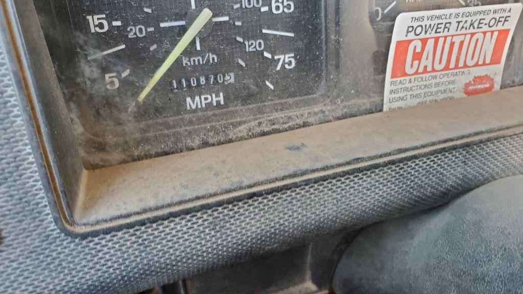 1997 Ford F800 F Series Conventional Cab Patch Truck