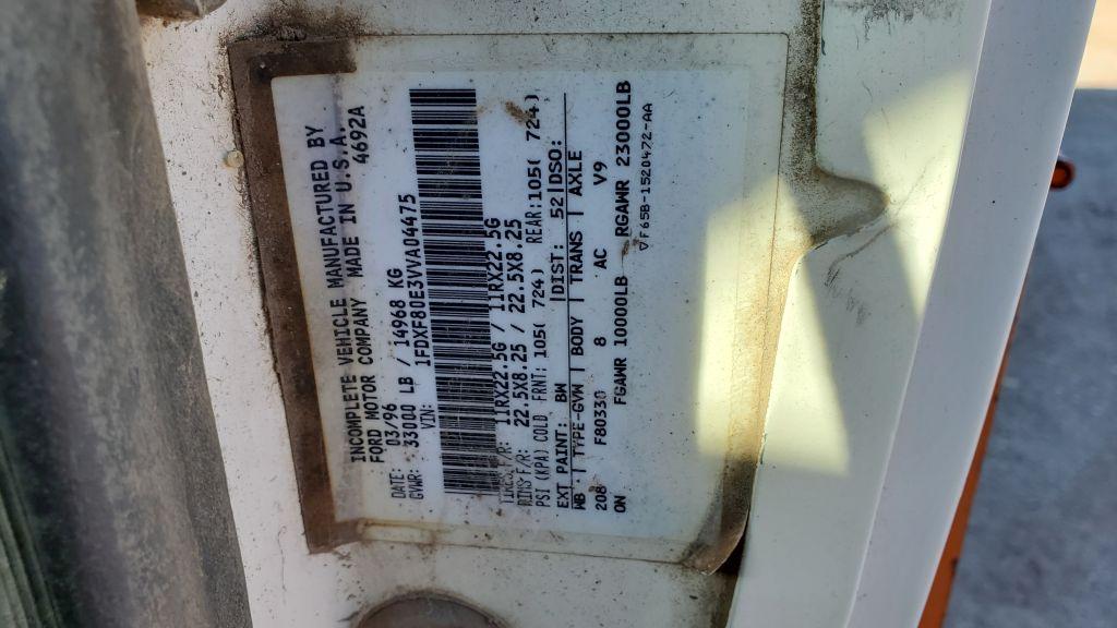 1997 Ford F800 F Series Conventional Cab Patch Truck