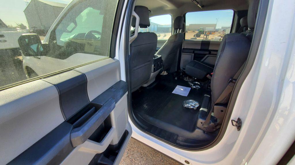 2017 Ford F150 XL Super Crew 4D