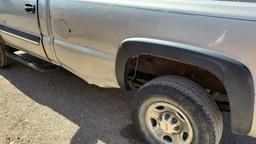 2004 Chevrolet Silverado 2500 W/T Regular Cab 2D Work Truck