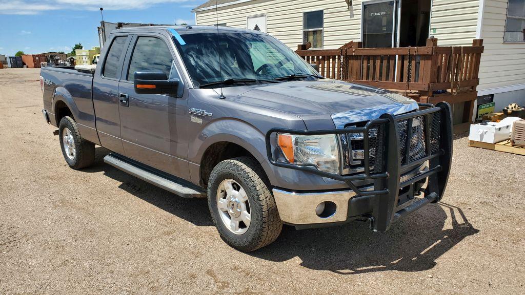 2014 Ford F150  Supercab 4D XLT
