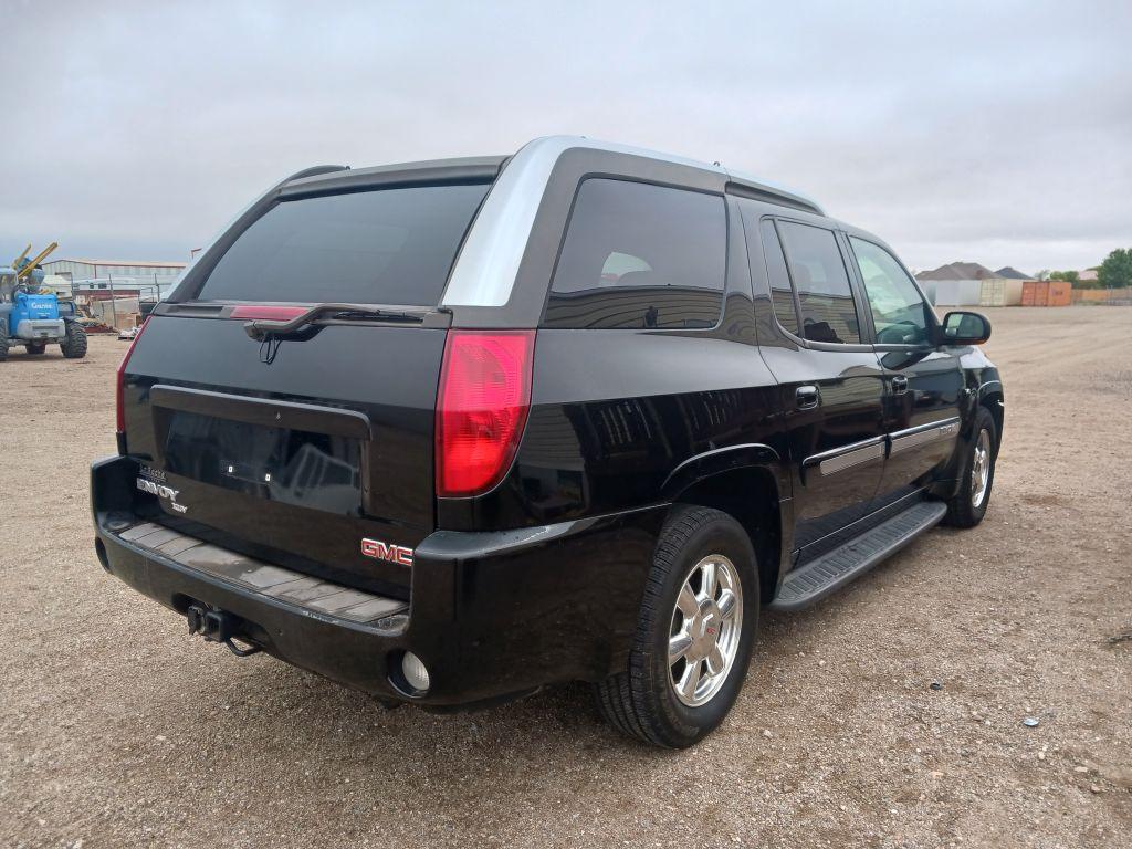 2004 GMC Envoy SLT SUV 4D