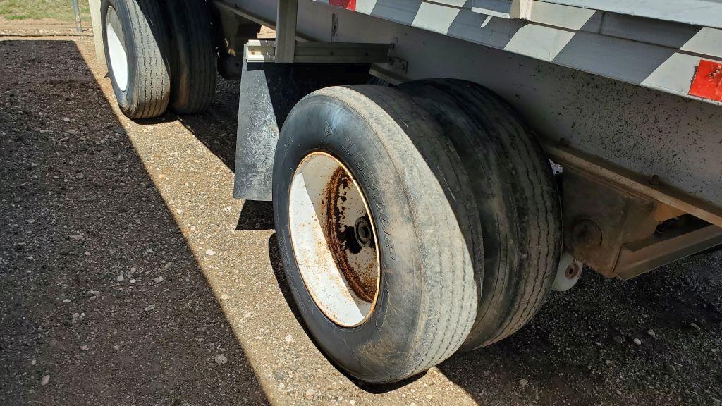 1998 Chaparral All Aluminum Spread Axle