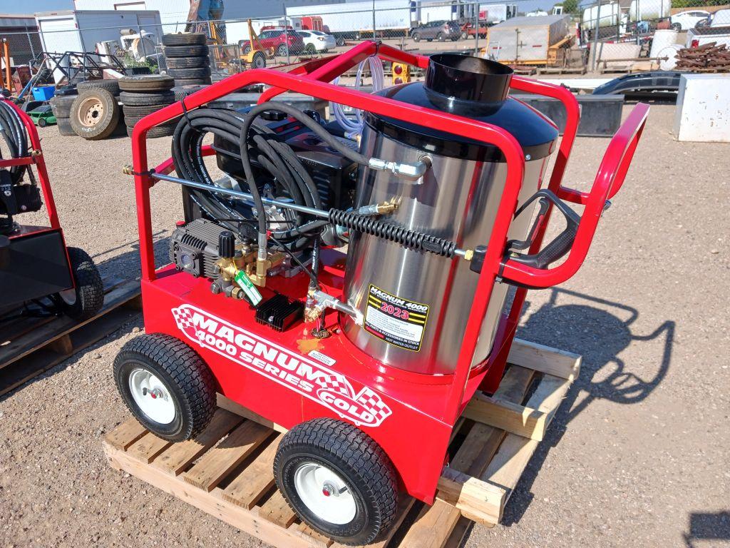 Magnum  Pressure Washer