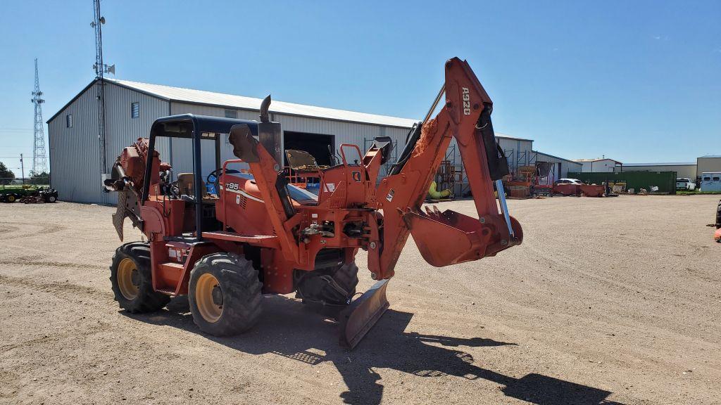 2004 Ditch Witch RT95H Trencher