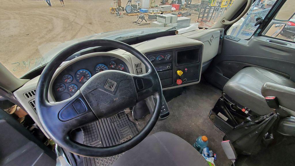 2009 International 4400 Conventional Cab