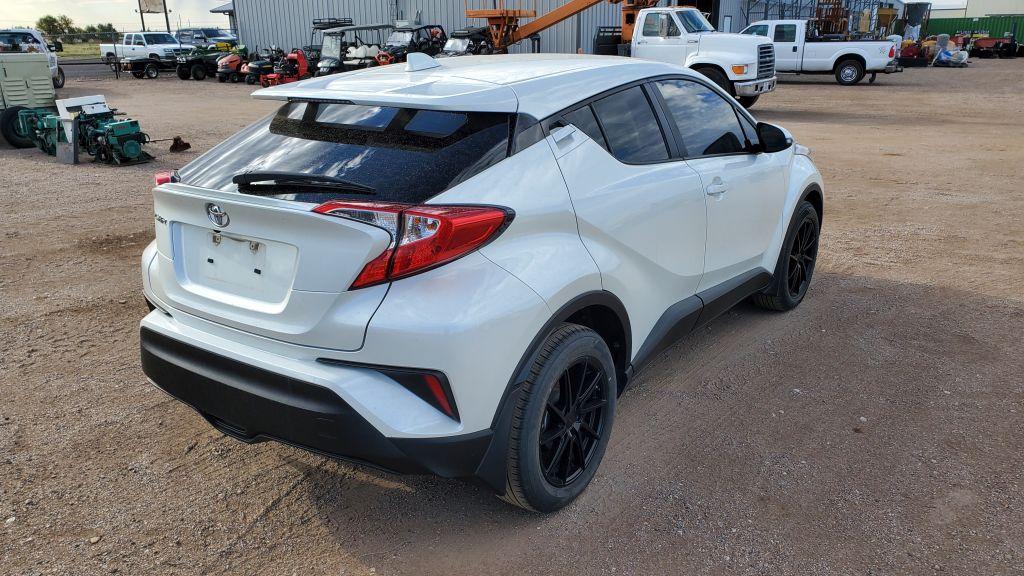 2020 Toyota C-HR LE  SUV 4D