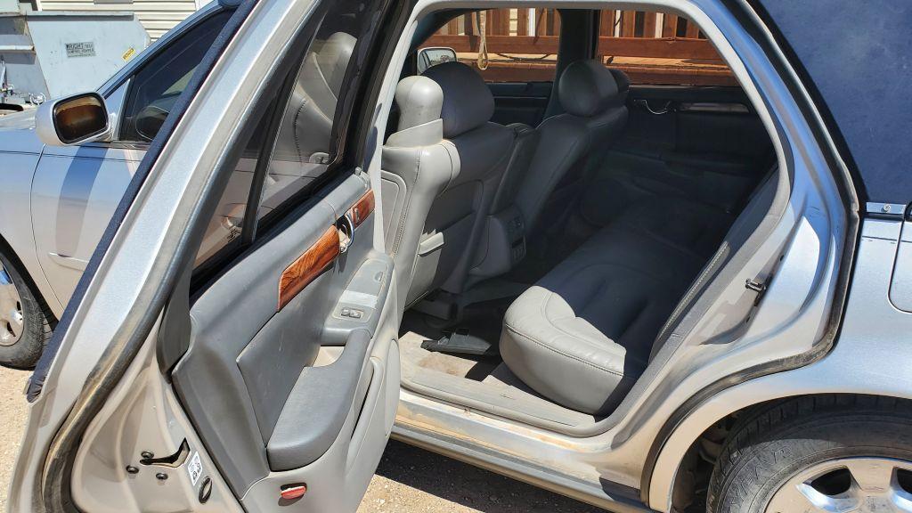 2002 Cadillac DeVille  Sedan 4D
