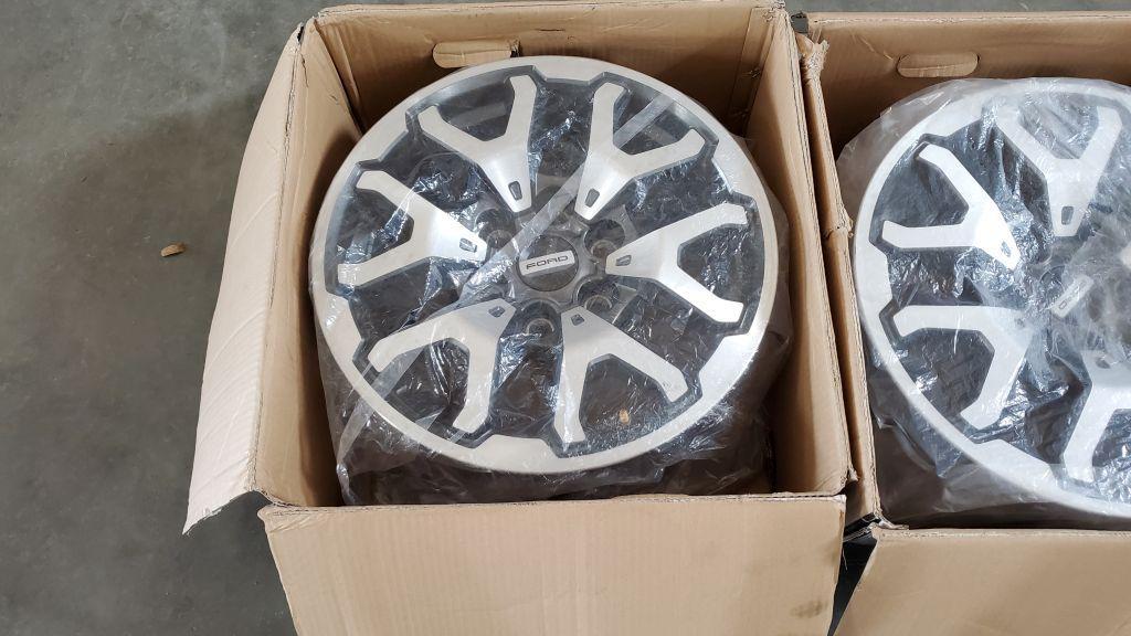 Set of (4 ) Factory Ford Take-Off Wheels (17x9.0) off 2022 Raptor