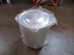 1 Large Cooking Pots